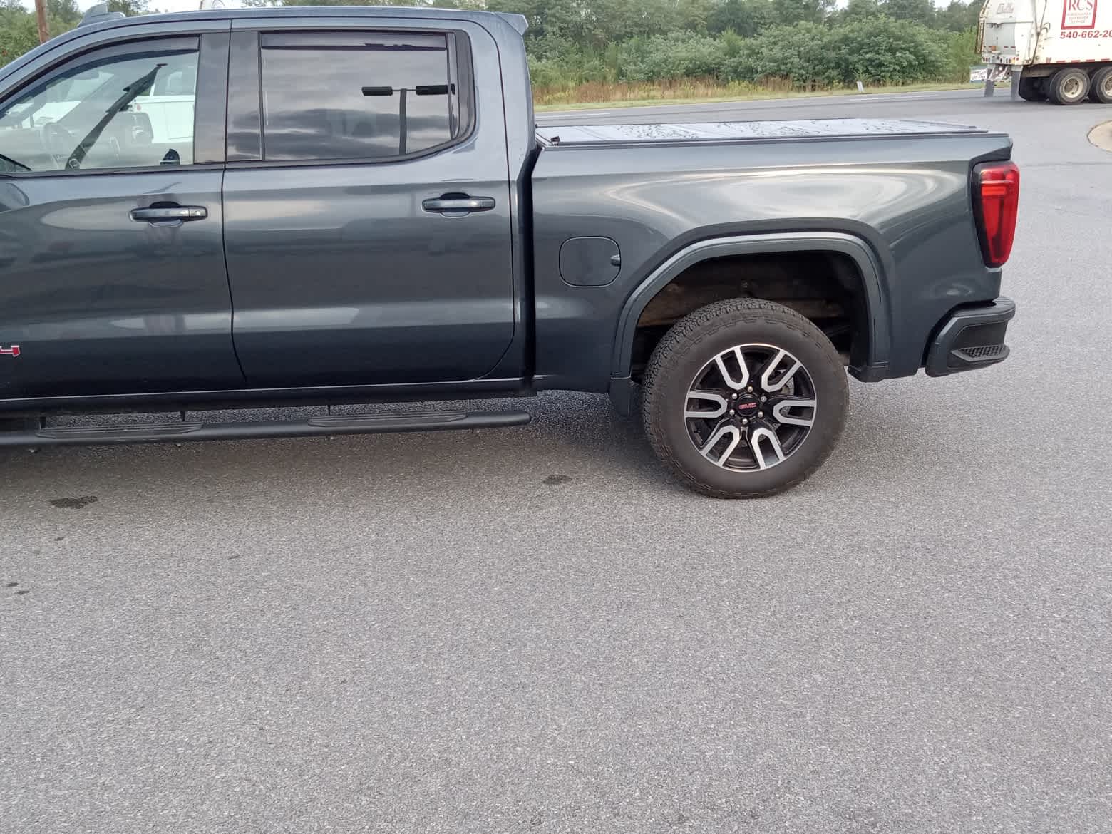 2021 GMC Sierra 1500 AT4