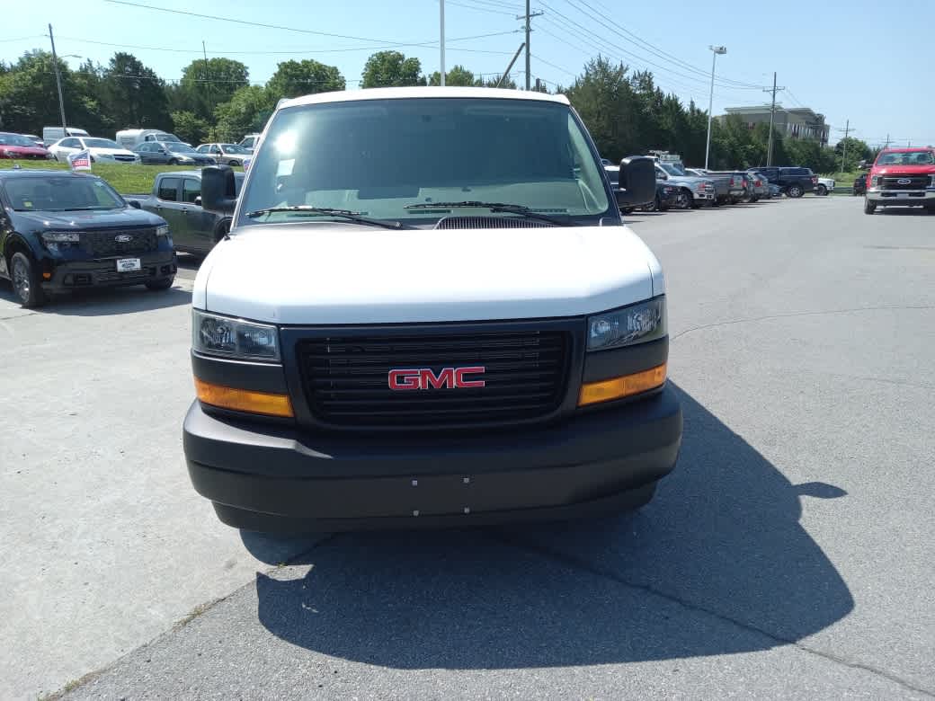 2026 GMC Savana Cargo 2500