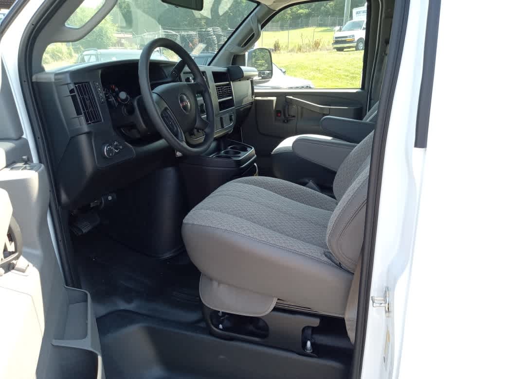 2026 GMC Savana Cargo 2500