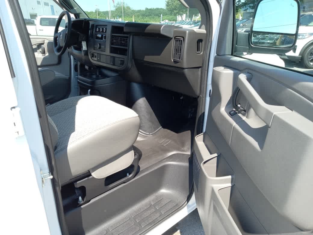2026 GMC Savana Cargo 2500