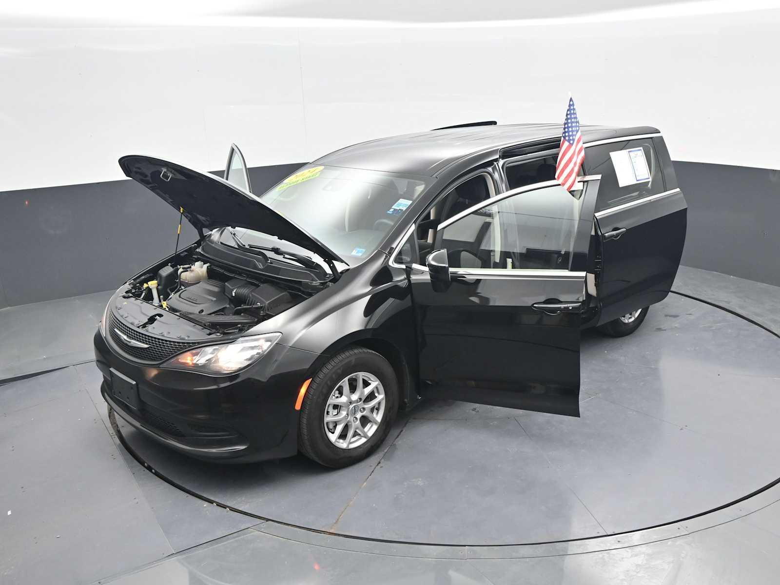 2024 Chrysler Voyager LX