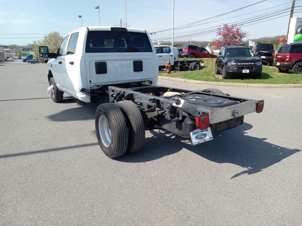 2022 Ram 3500 Chassis Tradesman/SLT/Laramie/Limited