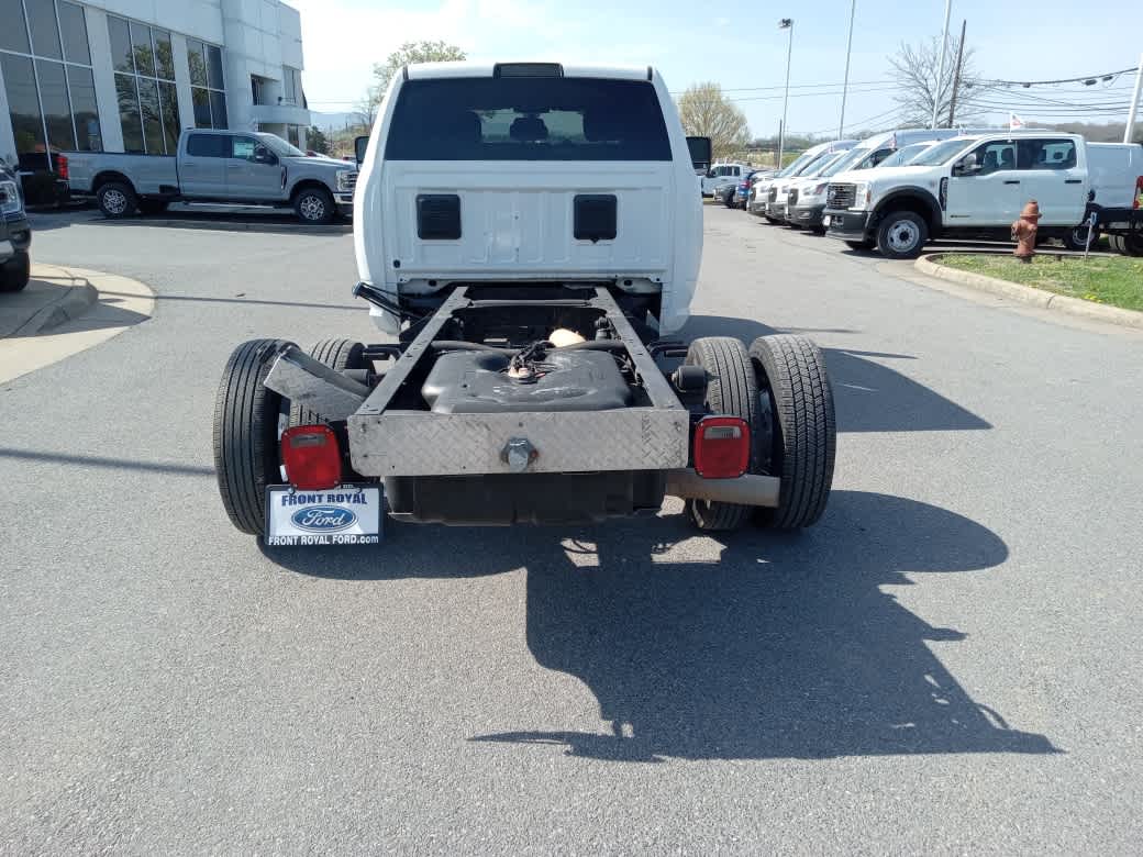 2022 Ram 3500 Chassis Tradesman/SLT/Laramie/Limited