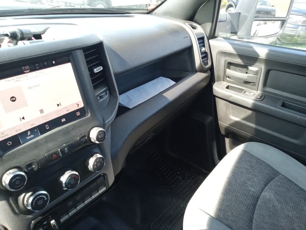 2022 Ram 3500 Chassis Tradesman/SLT/Laramie/Limited