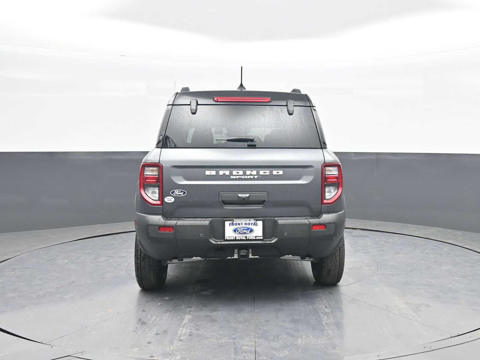 View vehicle photo 6