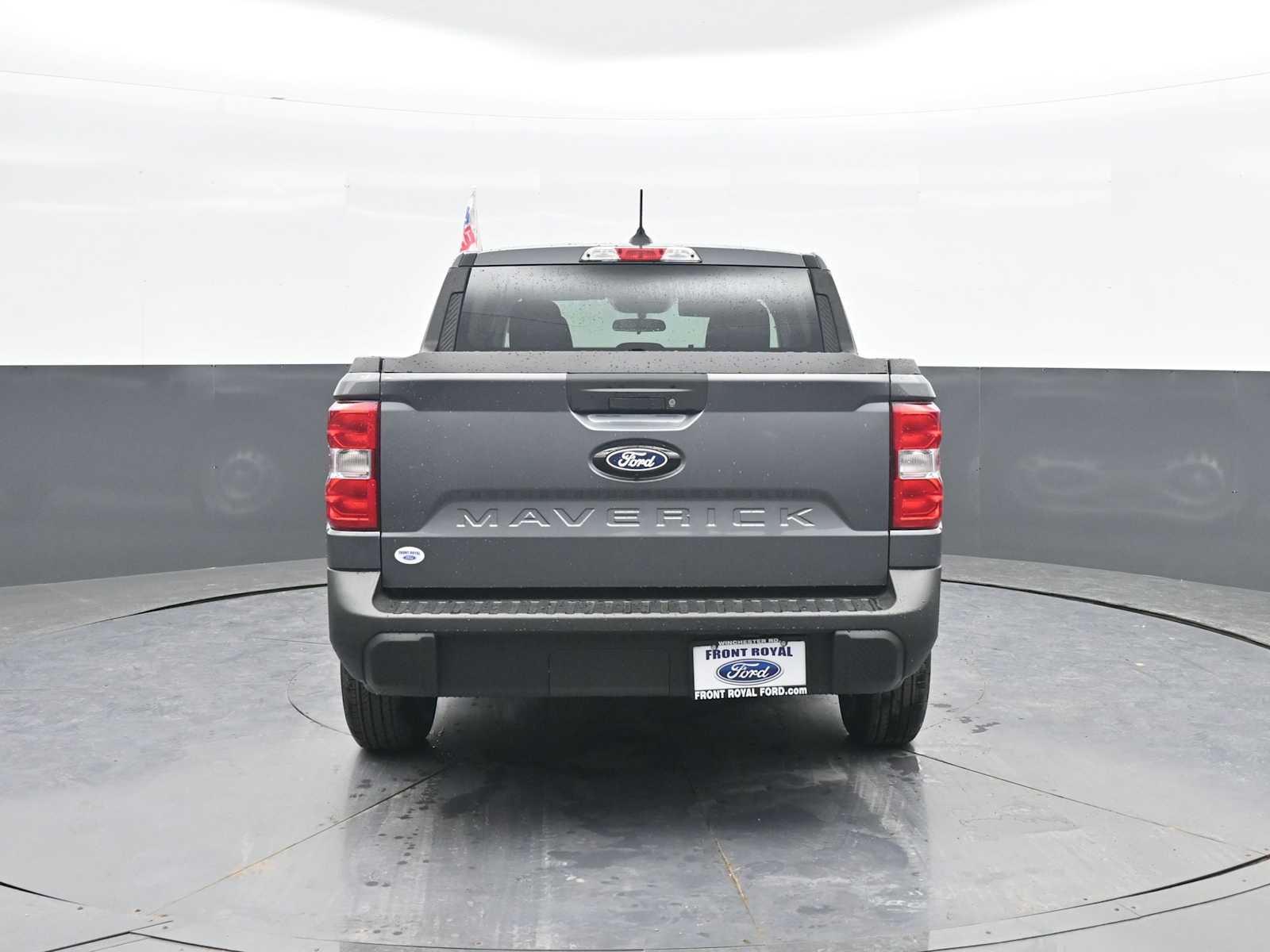 View vehicle photo 6