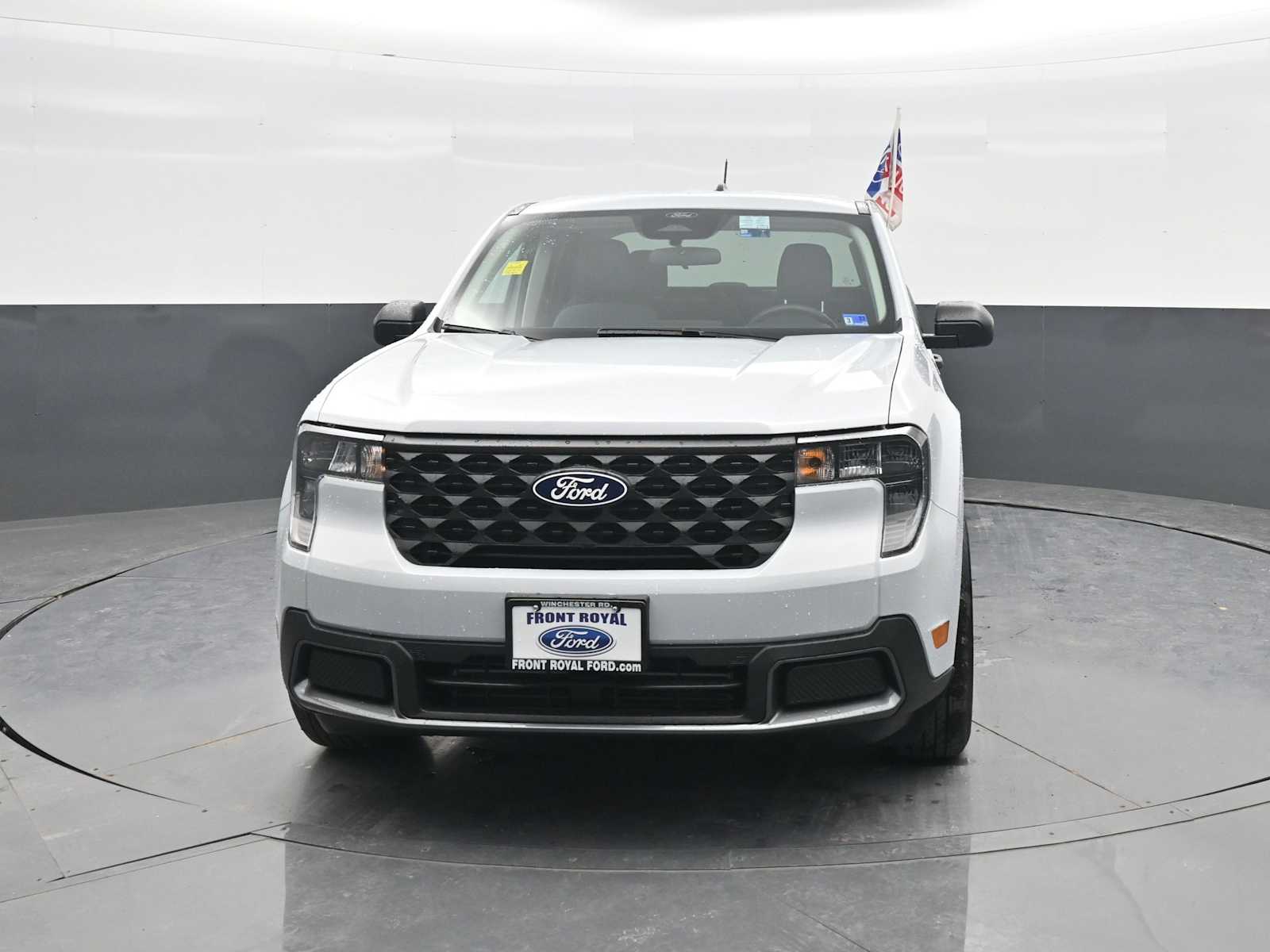 View vehicle photo 3