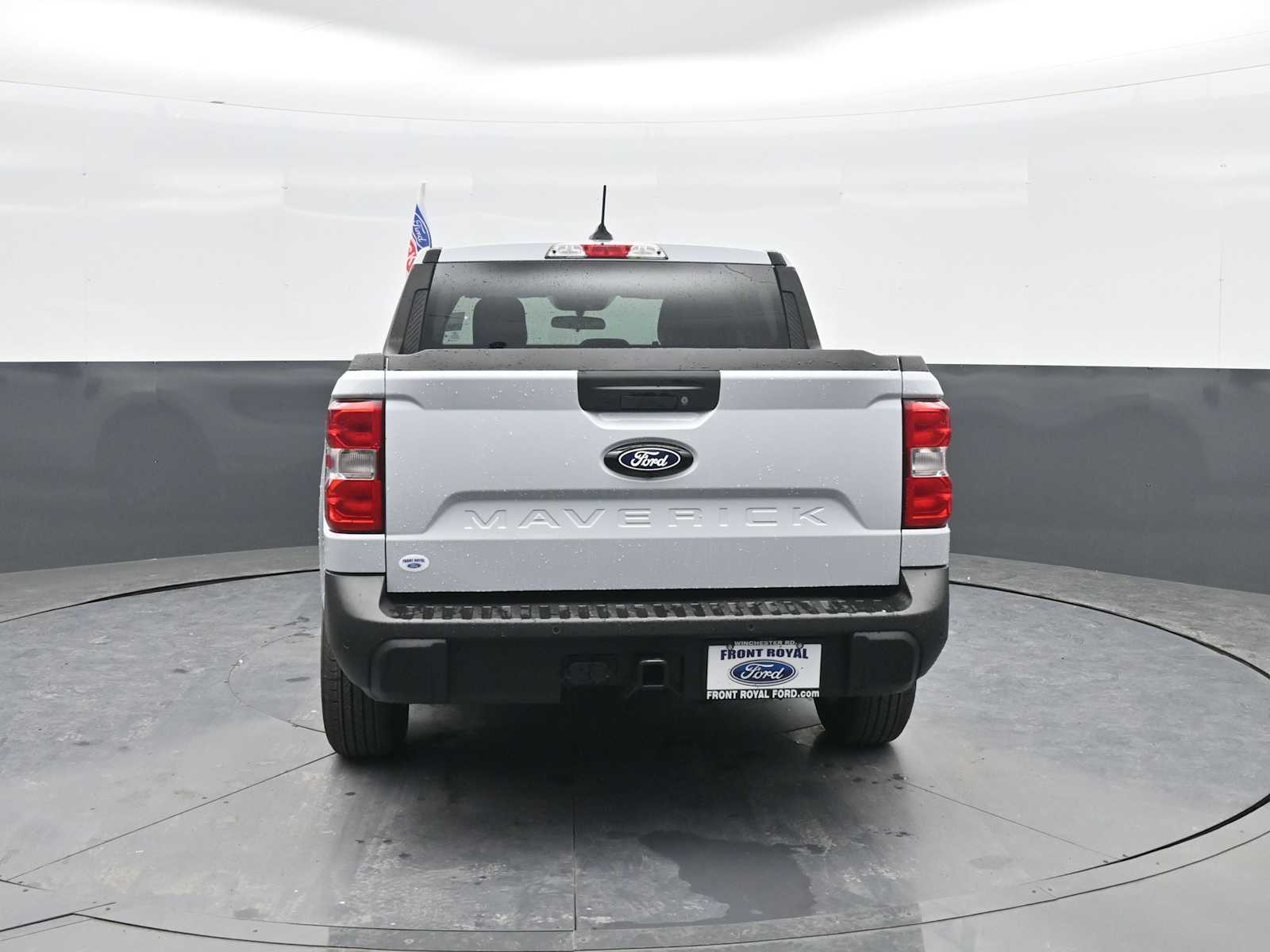 View vehicle photo 6