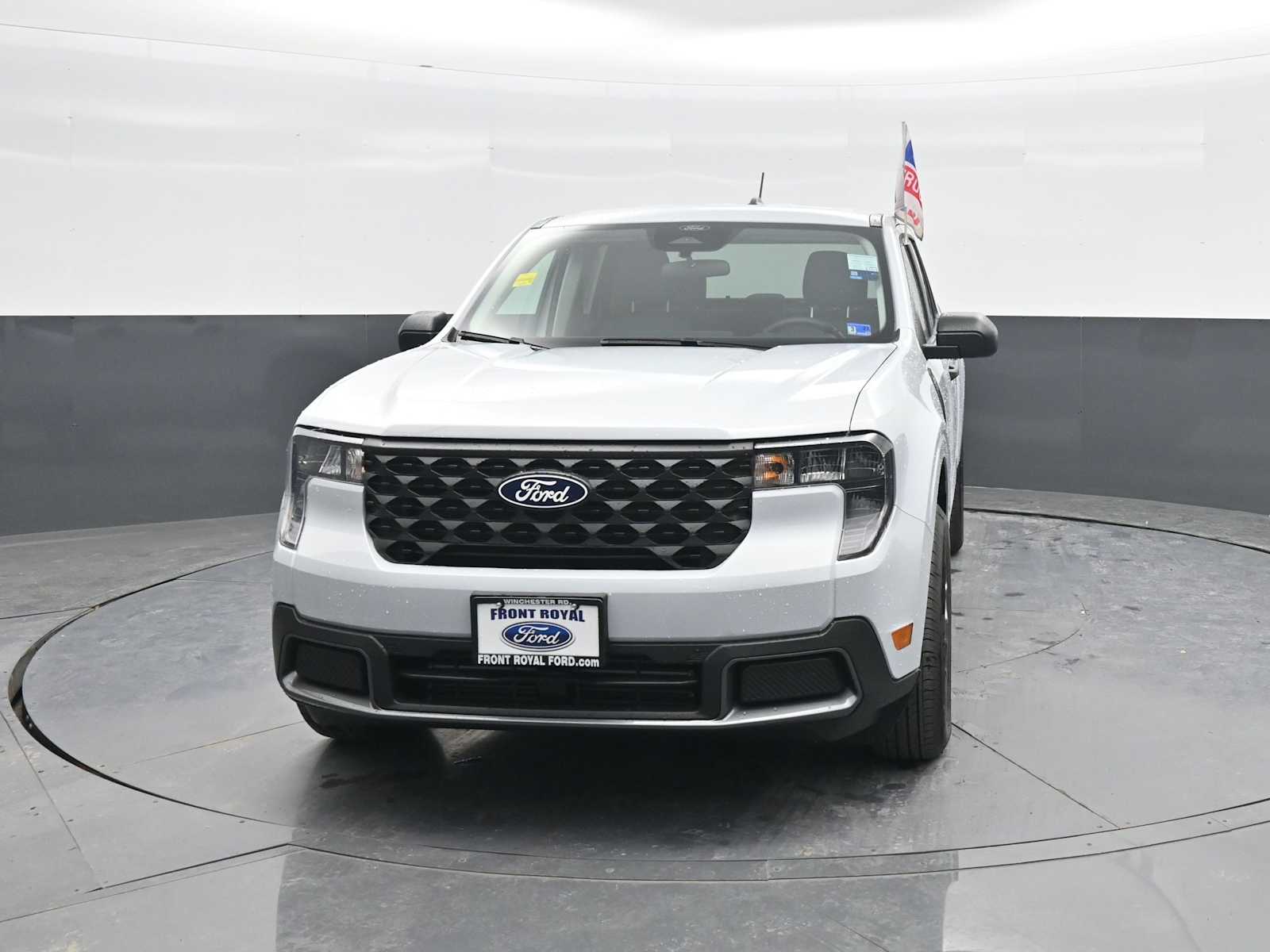 View vehicle photo 3