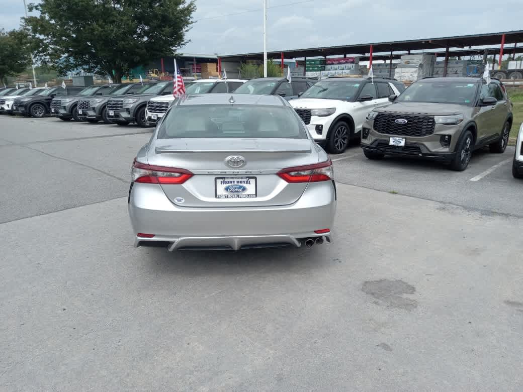 2022 Toyota Camry SE