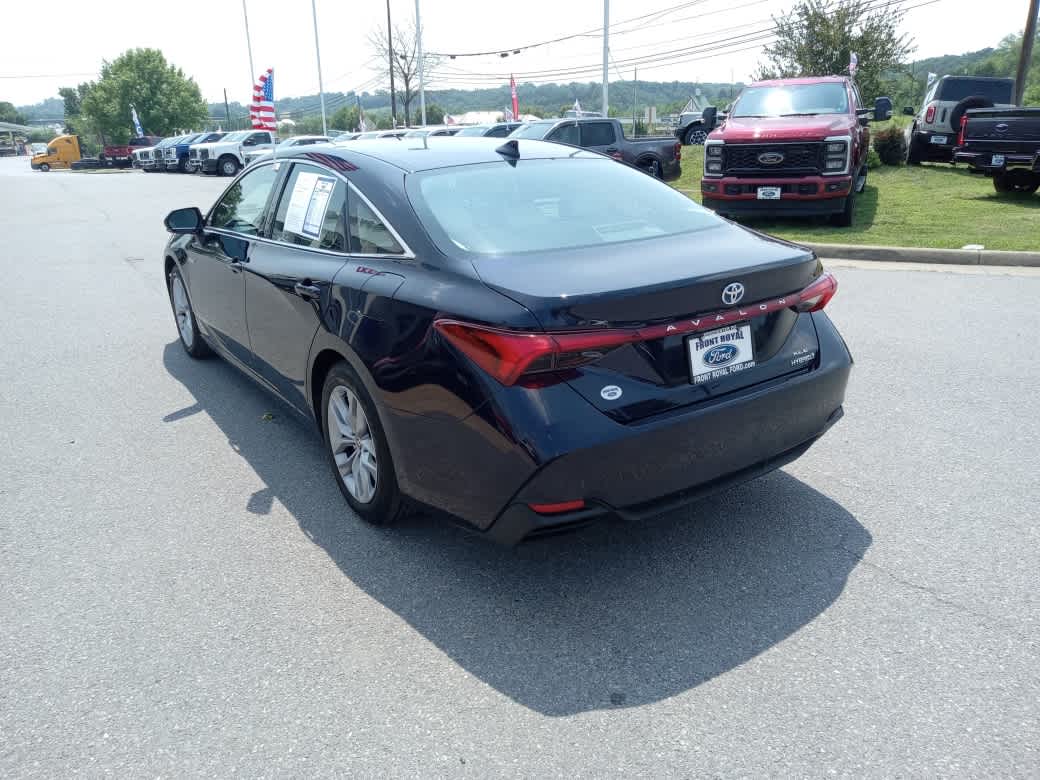2021 Toyota Avalon XLE Hybrid