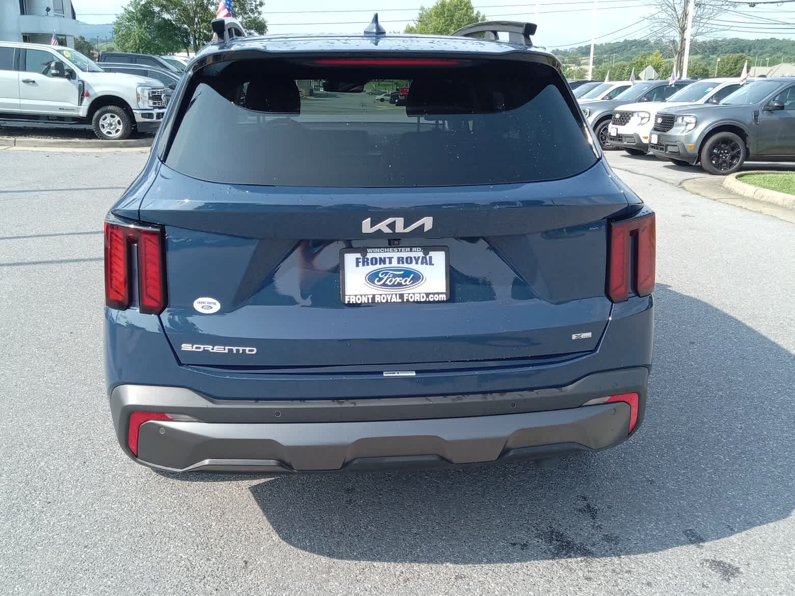 2024 Kia Sorento X-Line EX