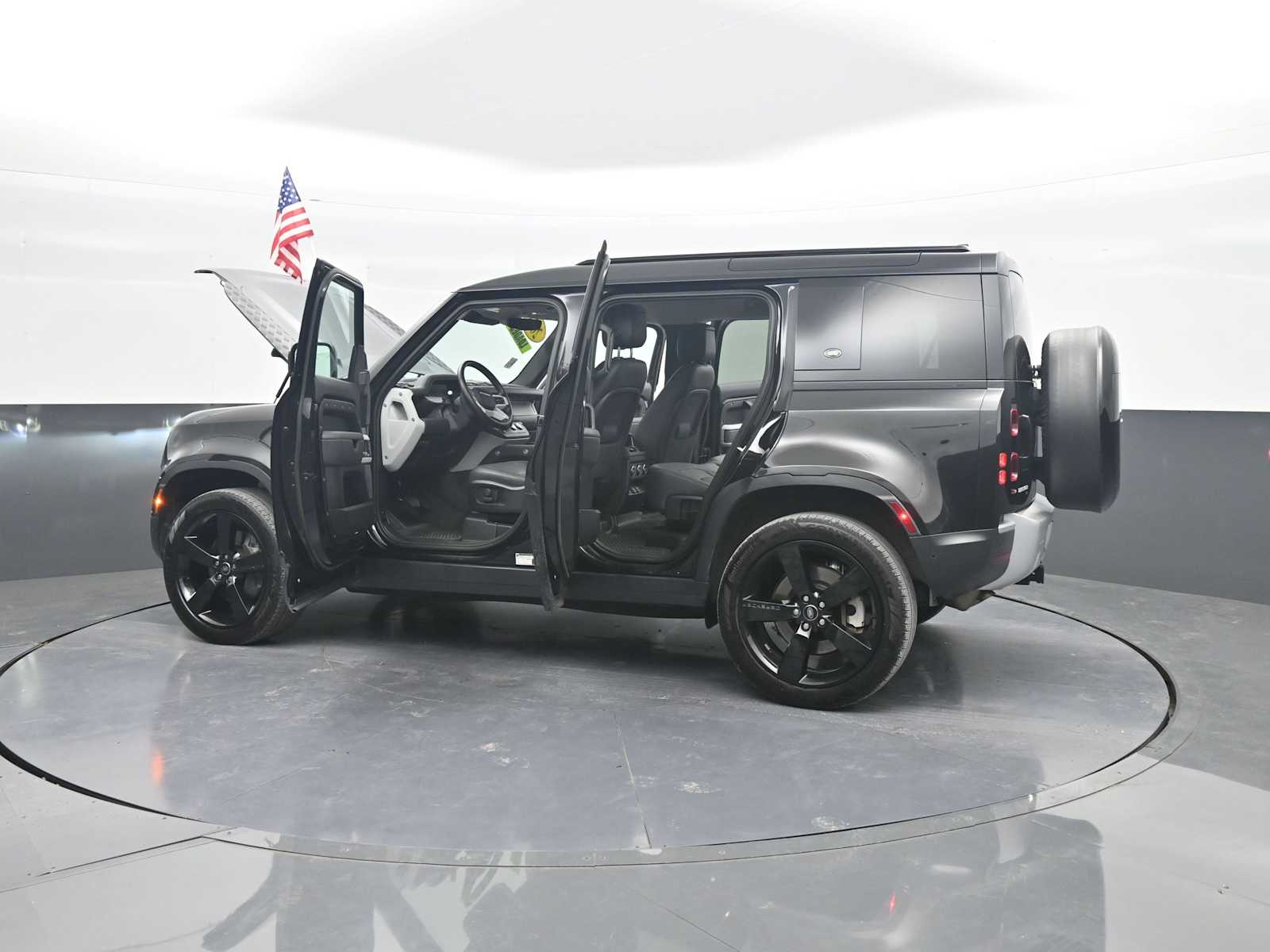 2023 Land Rover Defender 110 SE