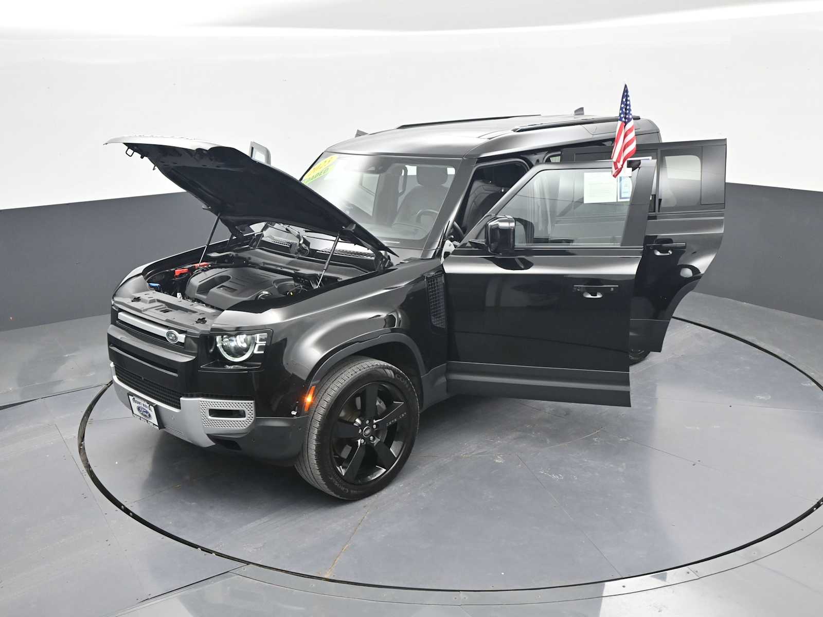 2023 Land Rover Defender 110 SE