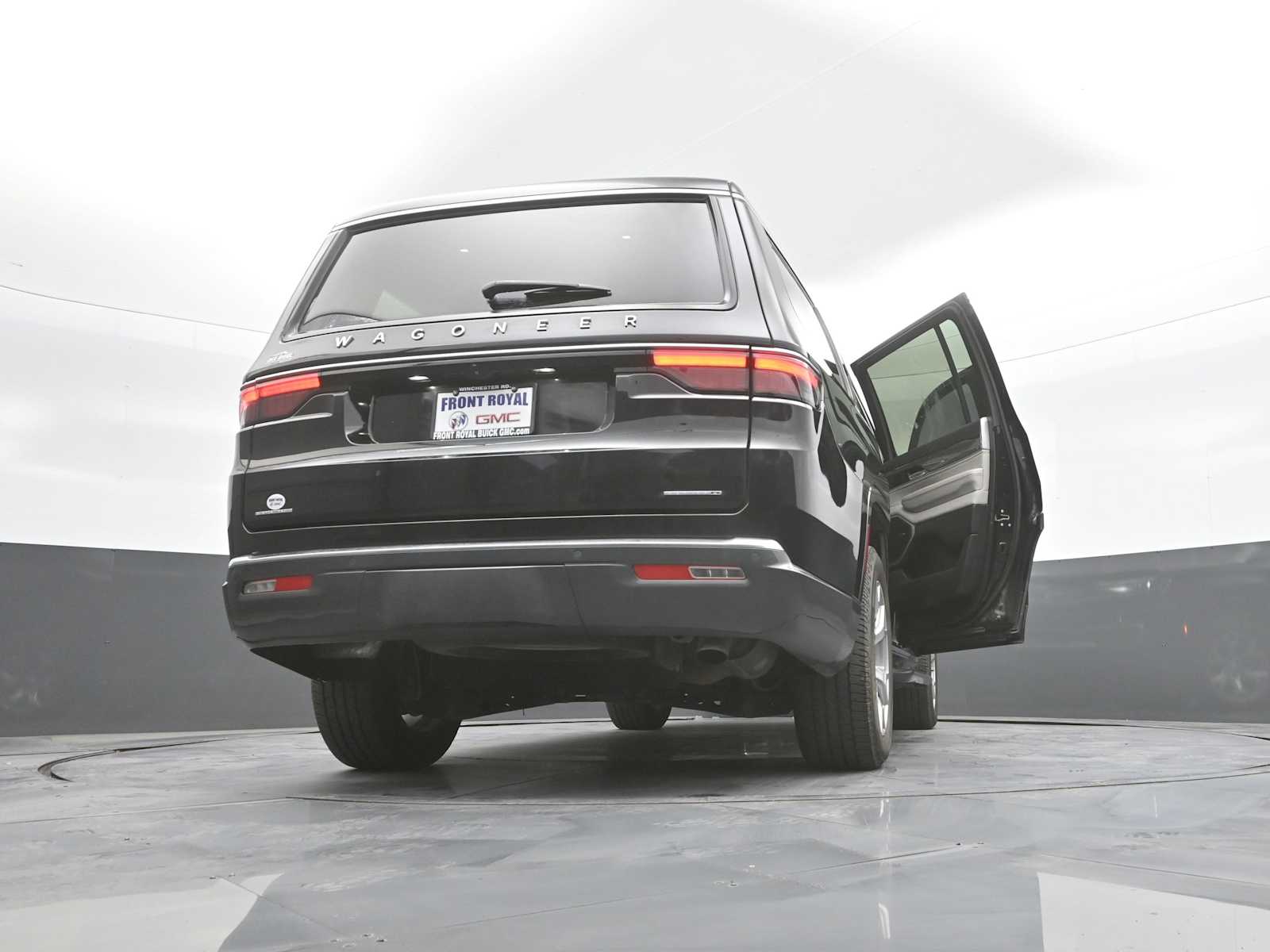 2022 Jeep Wagoneer Series II