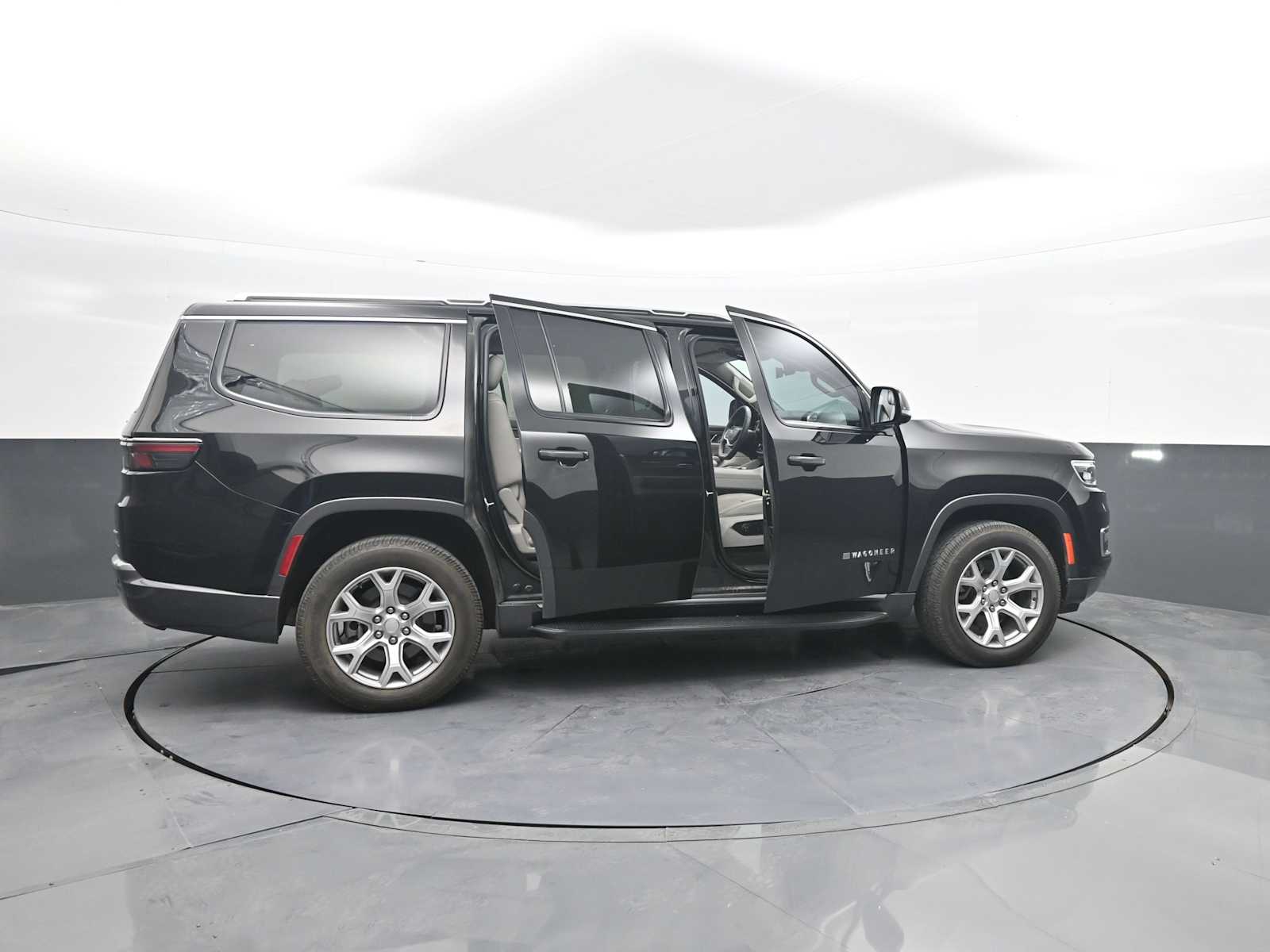 2022 Jeep Wagoneer Series II