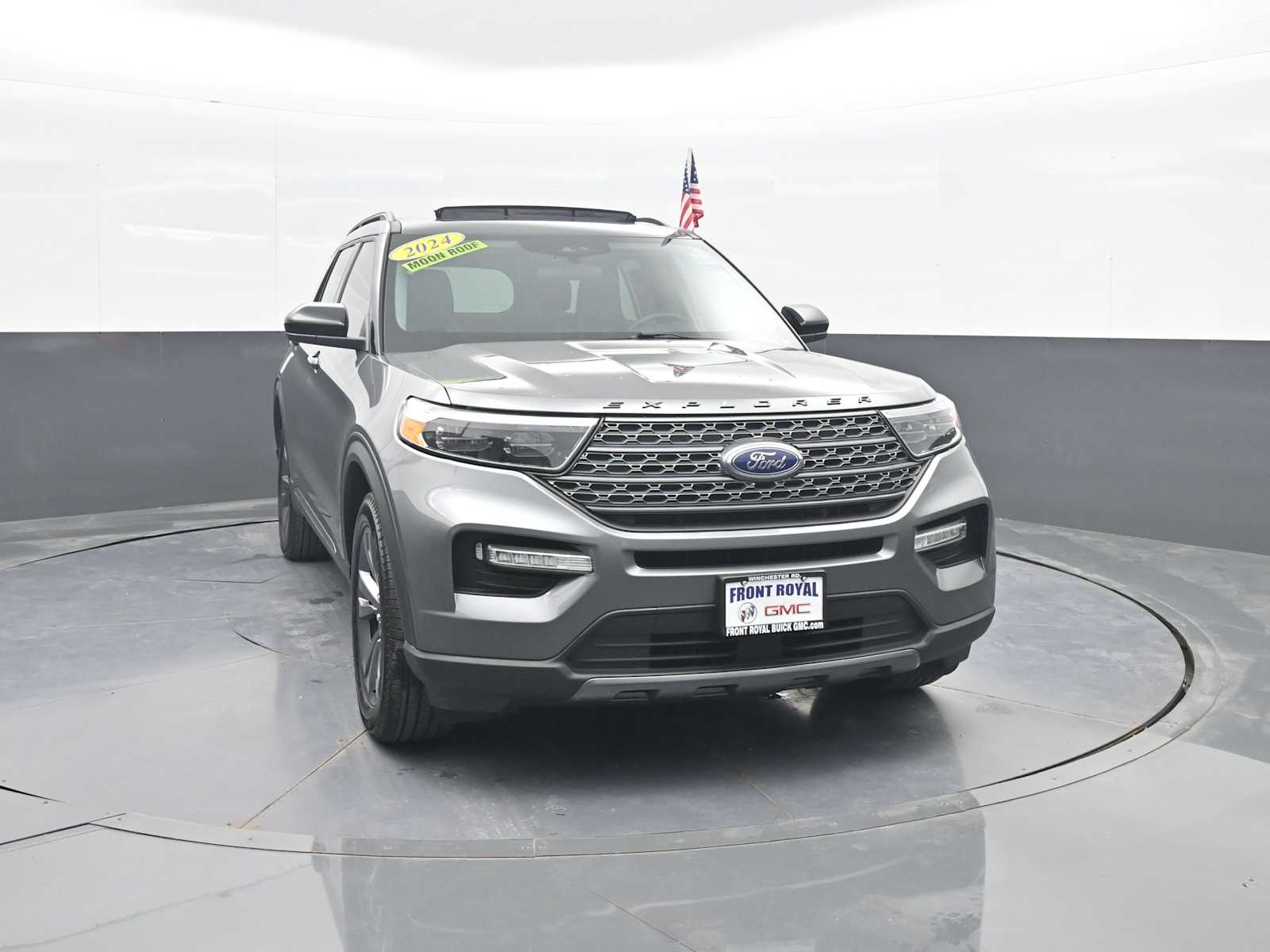 2024 Ford Explorer XLT