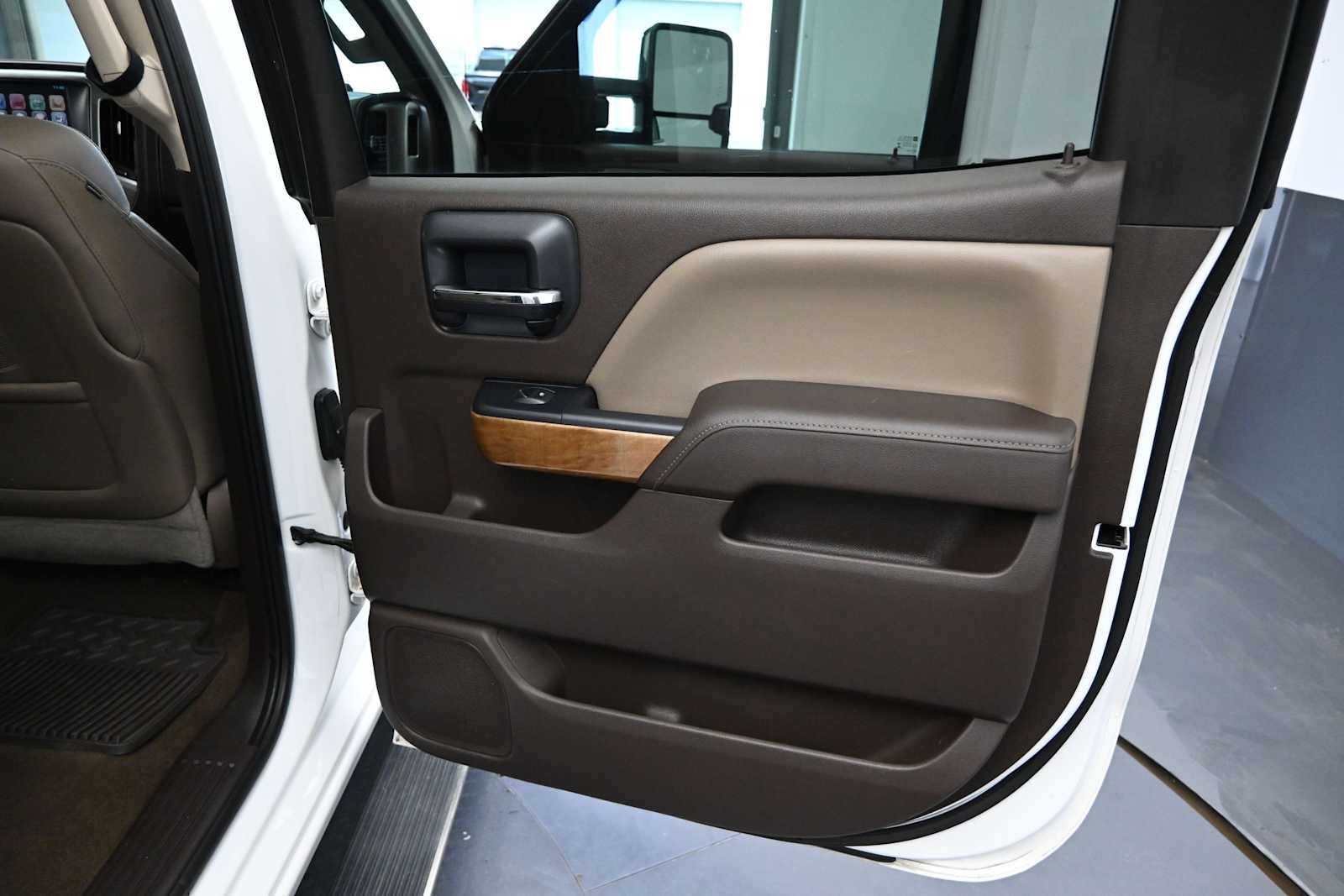 2015 Chevrolet Silverado 3500HD LTZ