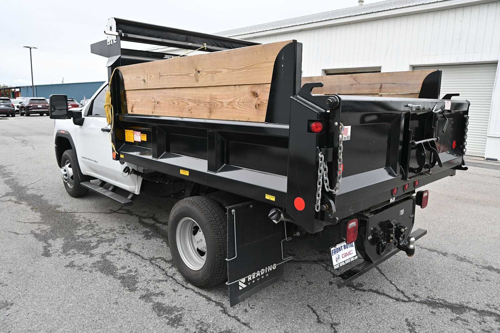 2024 GMC Sierra 3500HD Chassis Pro