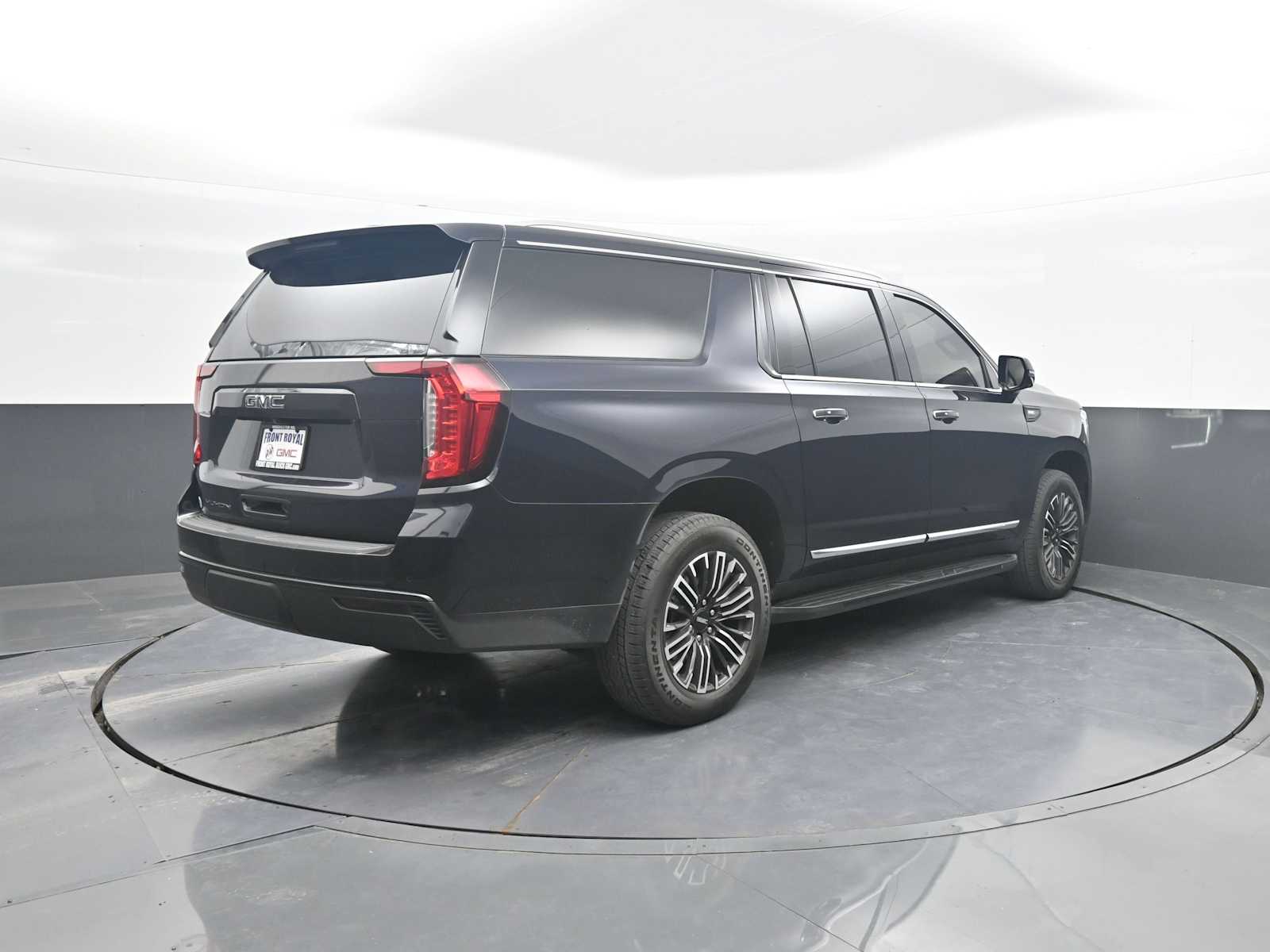2024 GMC Yukon XL SLT
