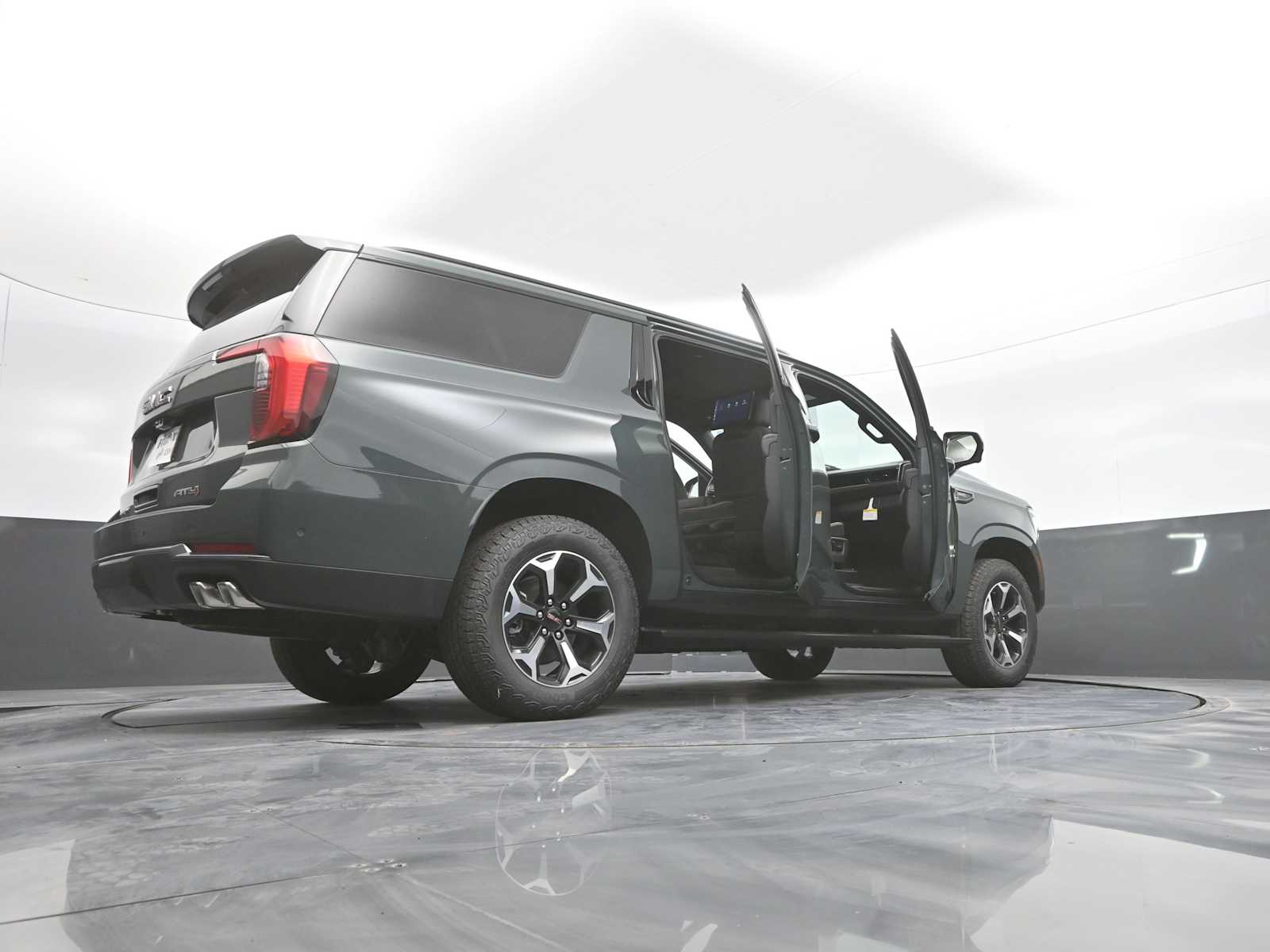 2026 GMC Yukon XL AT4