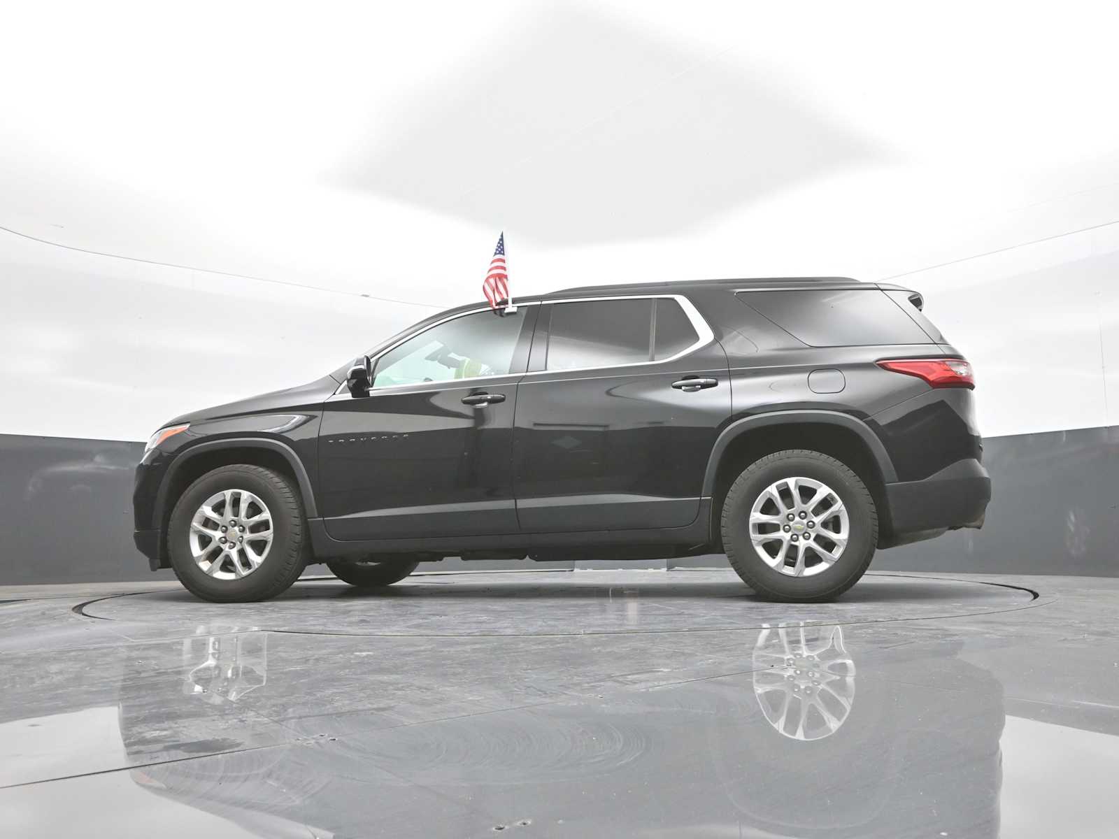 2020 Chevrolet Traverse AWD LT Cloth