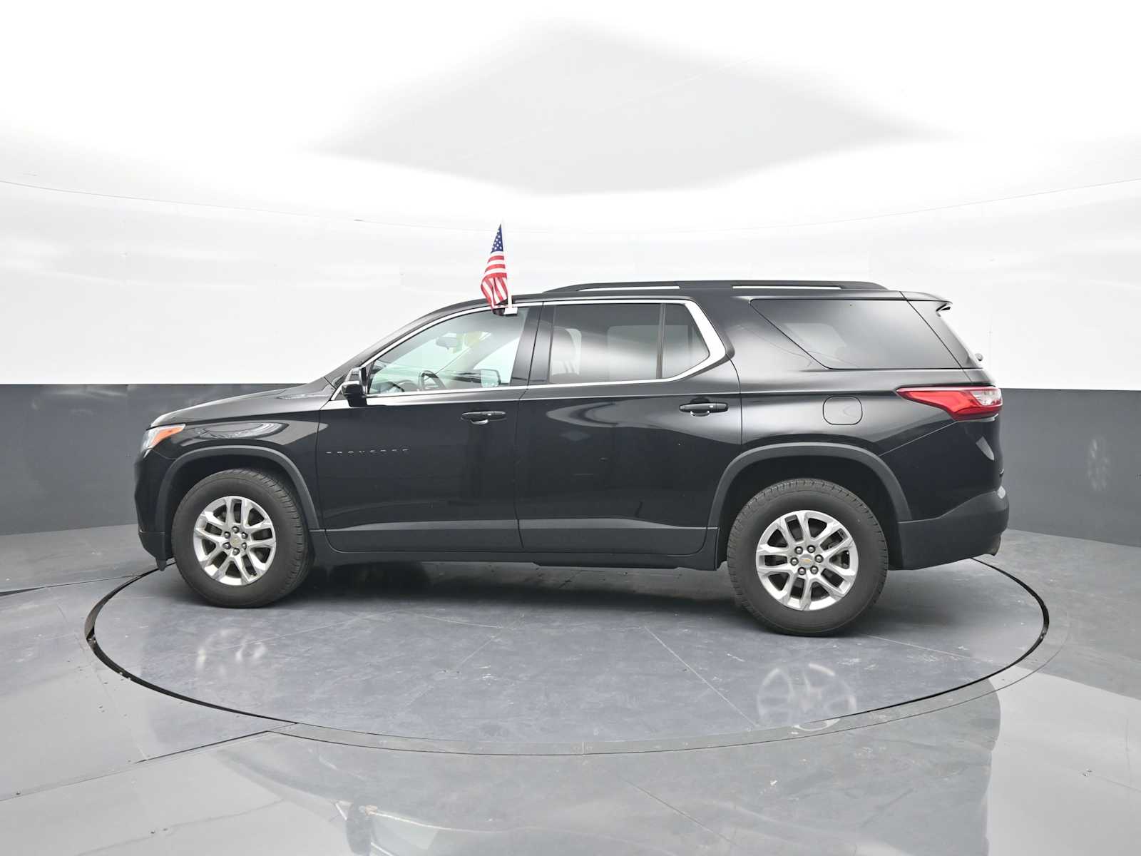 2020 Chevrolet Traverse AWD LT Cloth