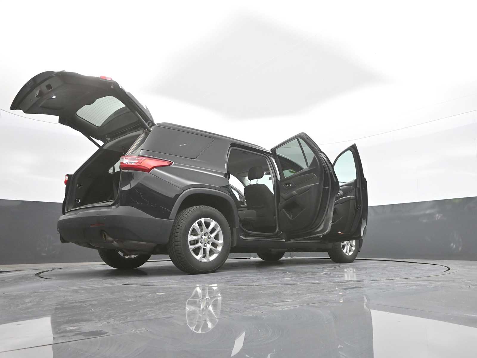 2020 Chevrolet Traverse AWD LT Cloth