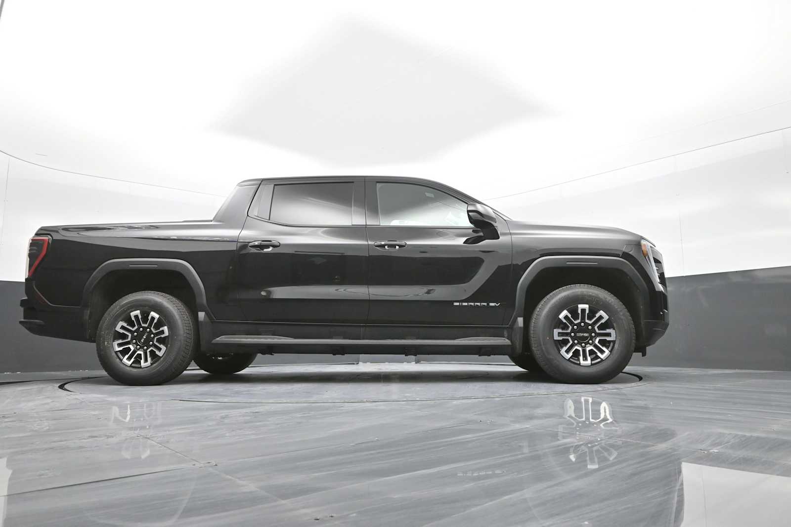2026 GMC Sierra EV Elevation - Photo 36