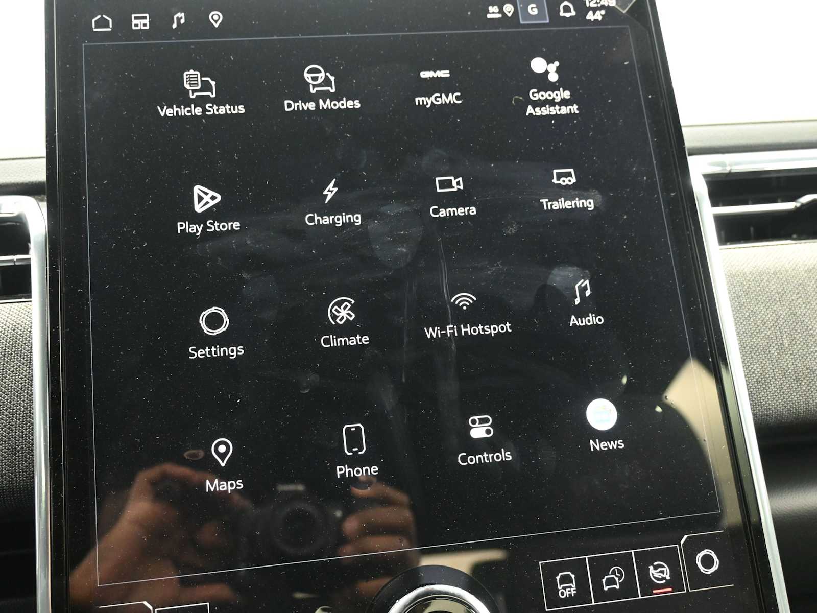 2026 GMC Sierra EV Elevation - Photo 15