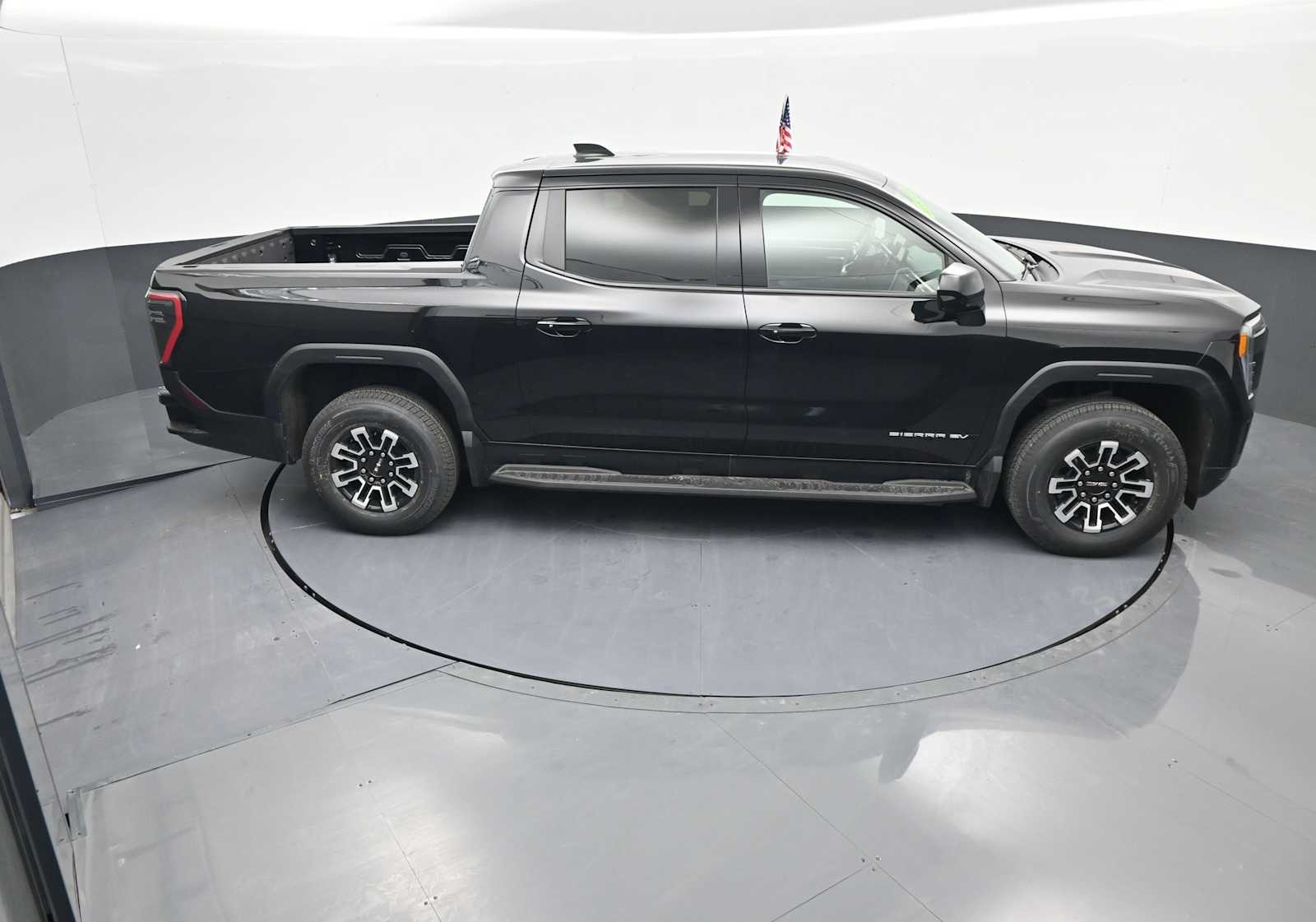 2026 GMC Sierra EV Elevation - Photo 28