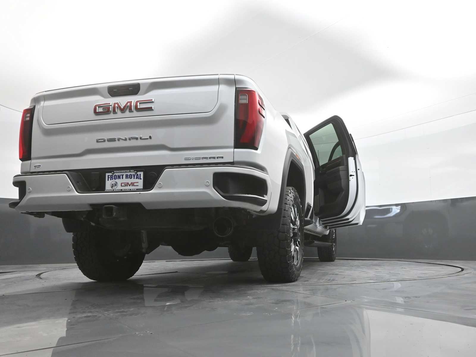 2024 GMC Sierra 3500HD Denali