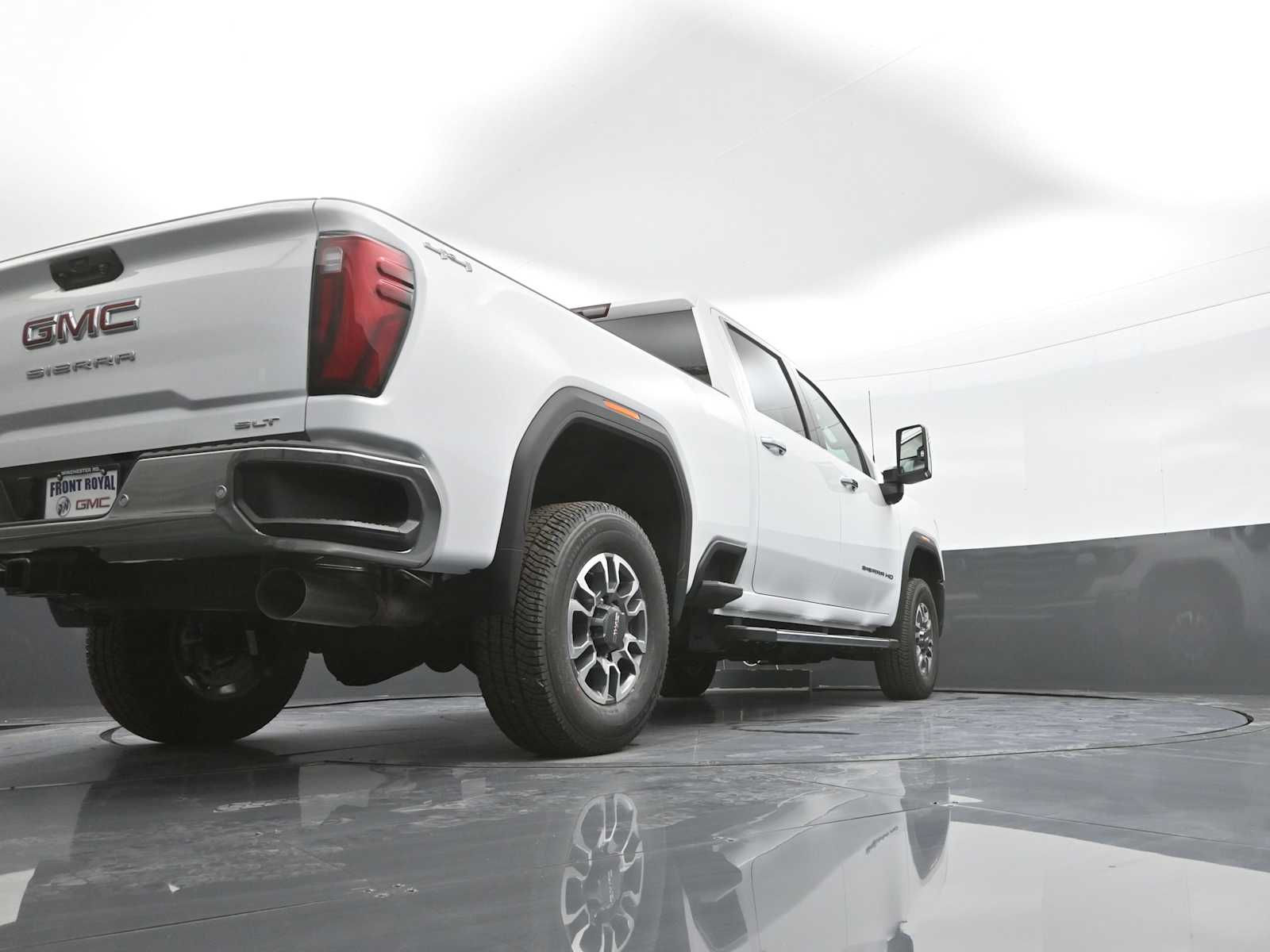 2026 GMC Sierra 2500 HD SLT
