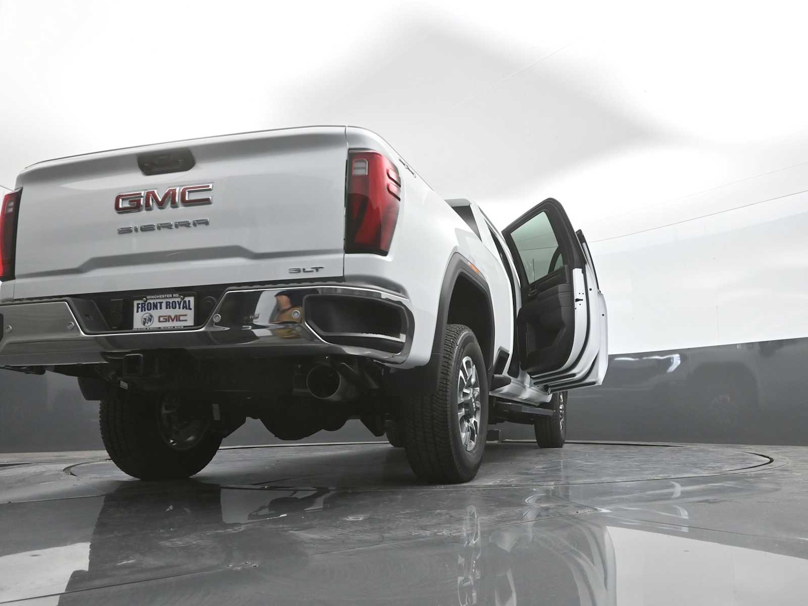 2026 GMC Sierra 2500 HD SLT