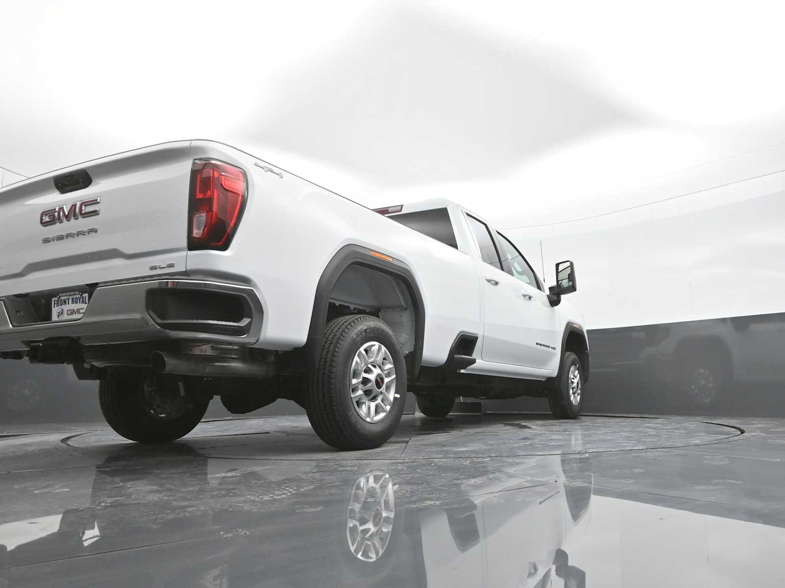 2026 GMC Sierra 2500 HD SLE