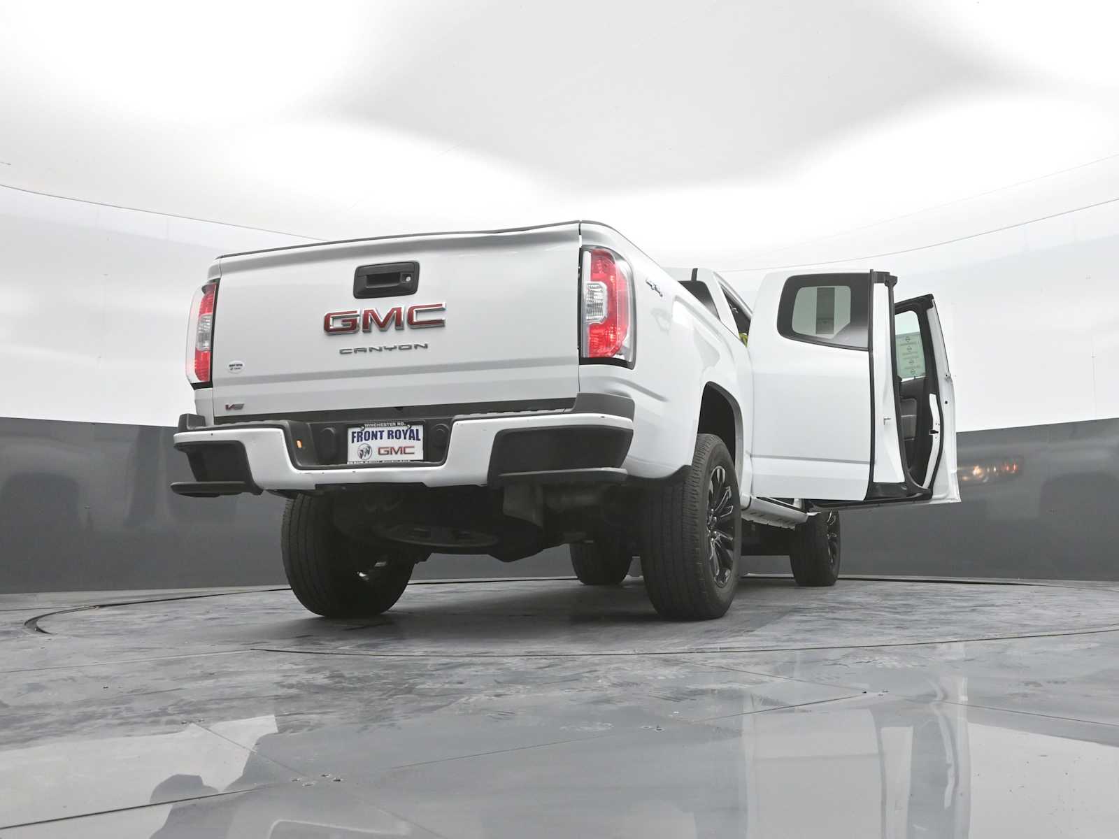 2022 GMC Canyon Elevation Standard