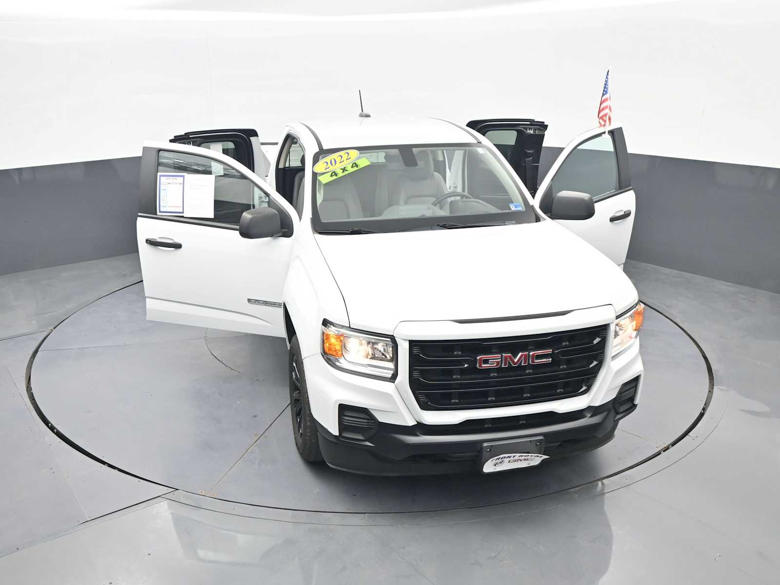 2022 GMC Canyon Elevation Standard
