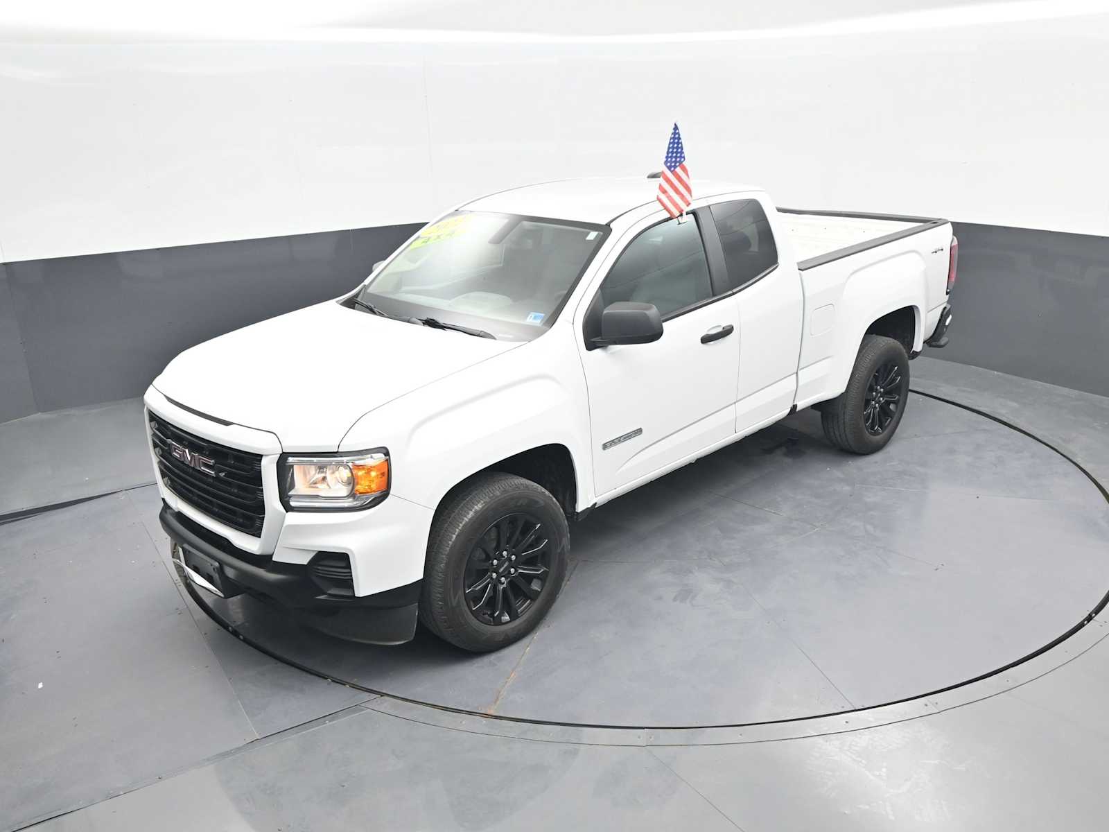2022 GMC Canyon Elevation Standard