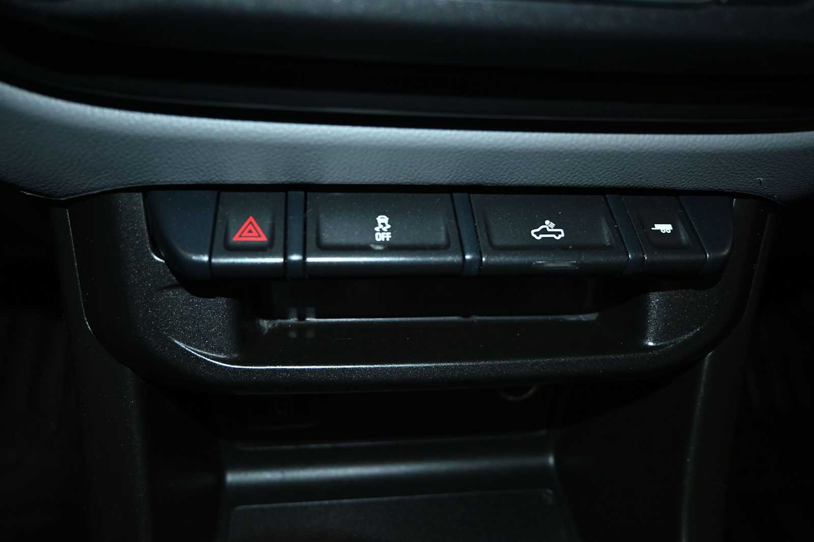 2022 GMC Canyon Elevation Standard