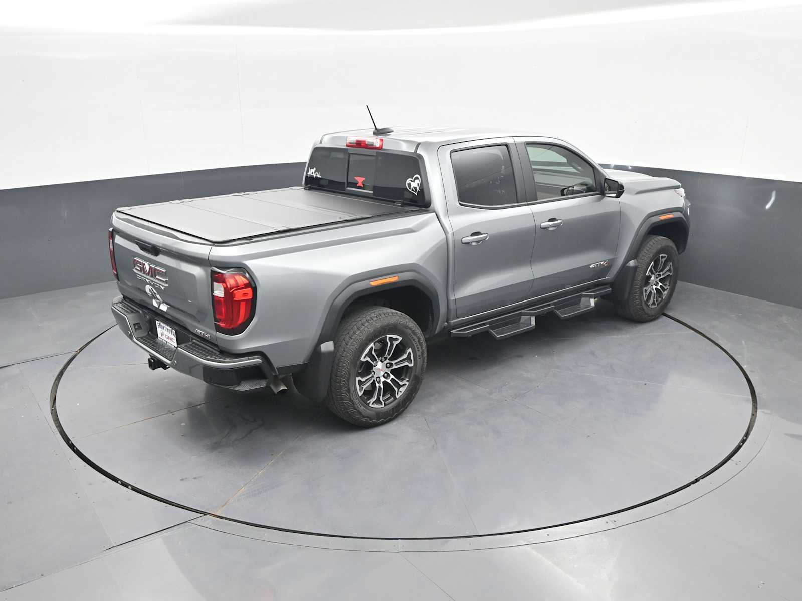 2024 GMC Canyon AT4