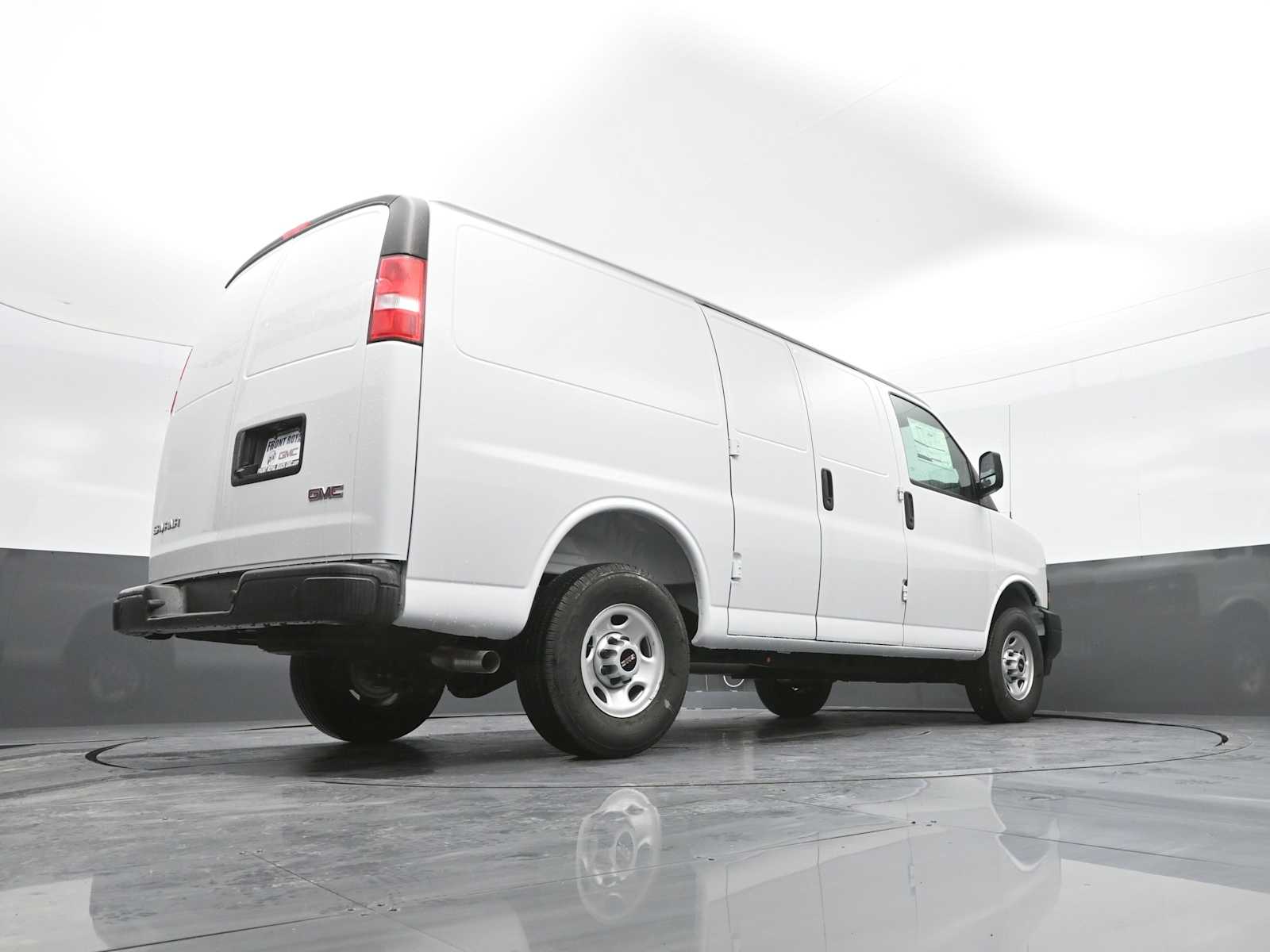 2025 GMC Savana Cargo 2500