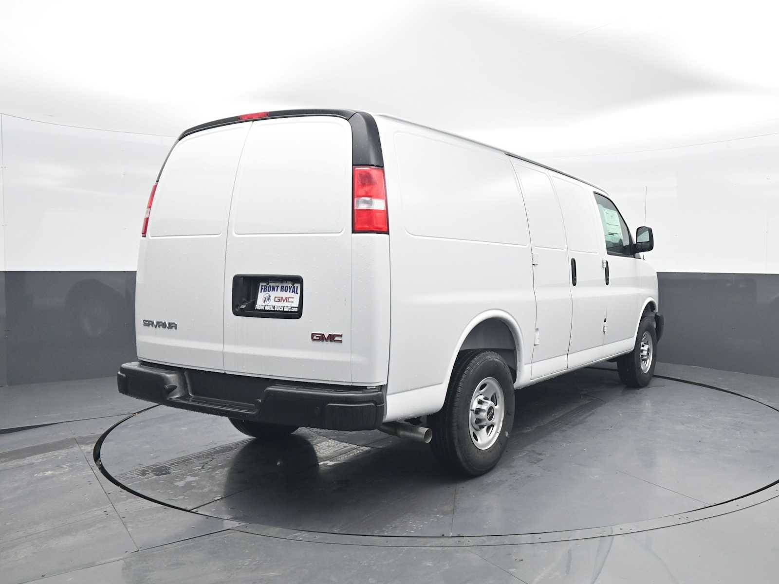 2025 GMC Savana Cargo 2500