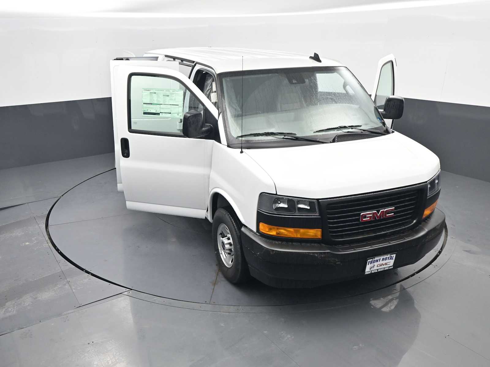 2025 GMC Savana Cargo 2500