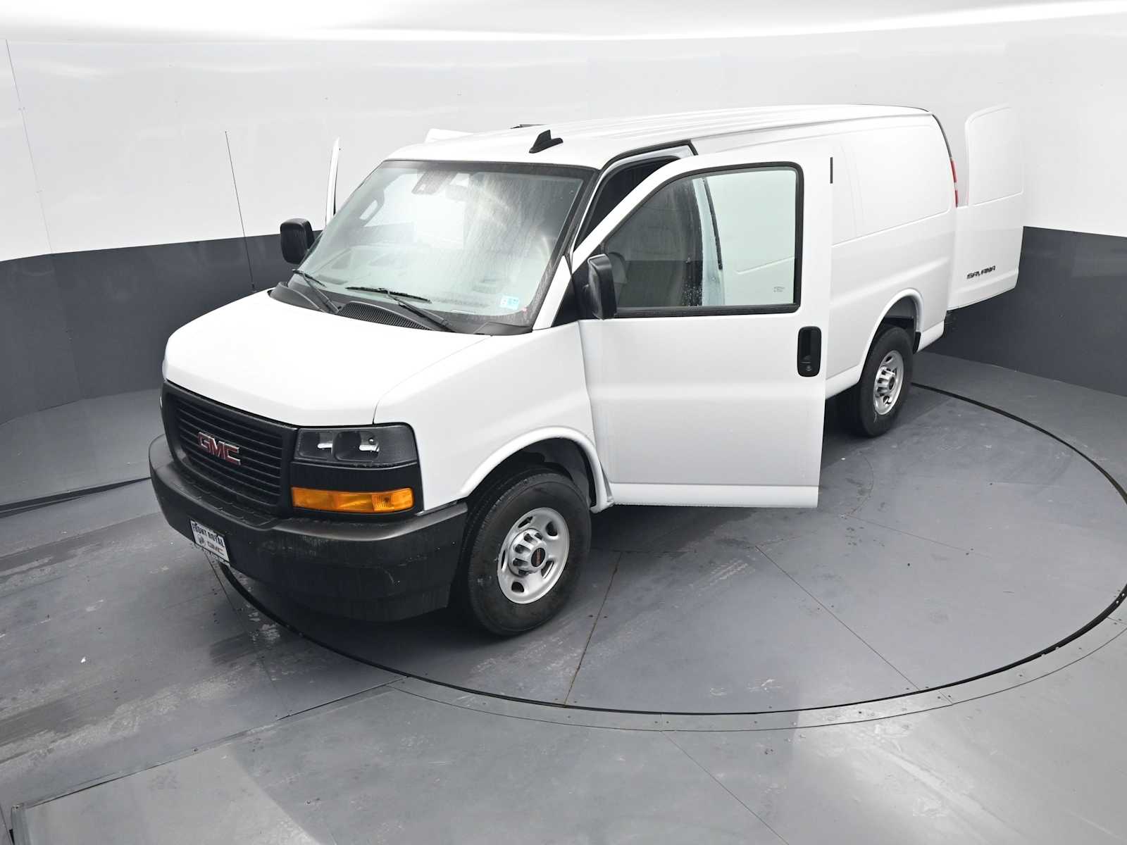 2025 GMC Savana Cargo 2500