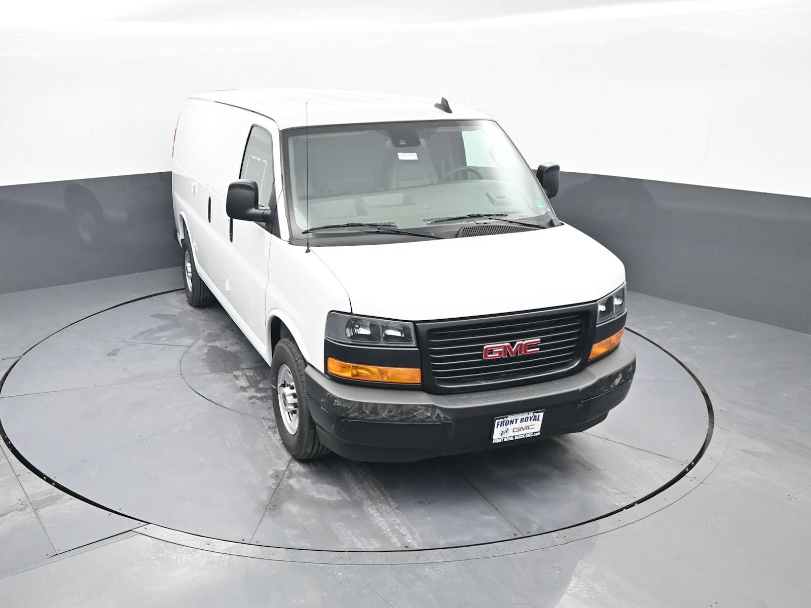 2025 GMC Savana Cargo 2500