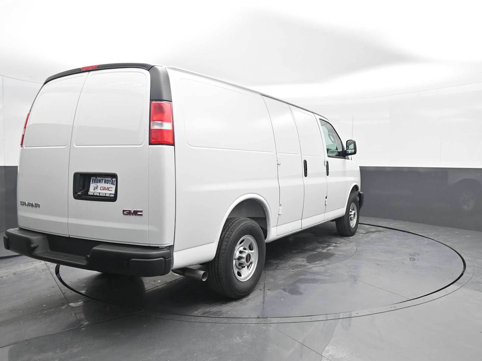 2025 GMC Savana Cargo 2500