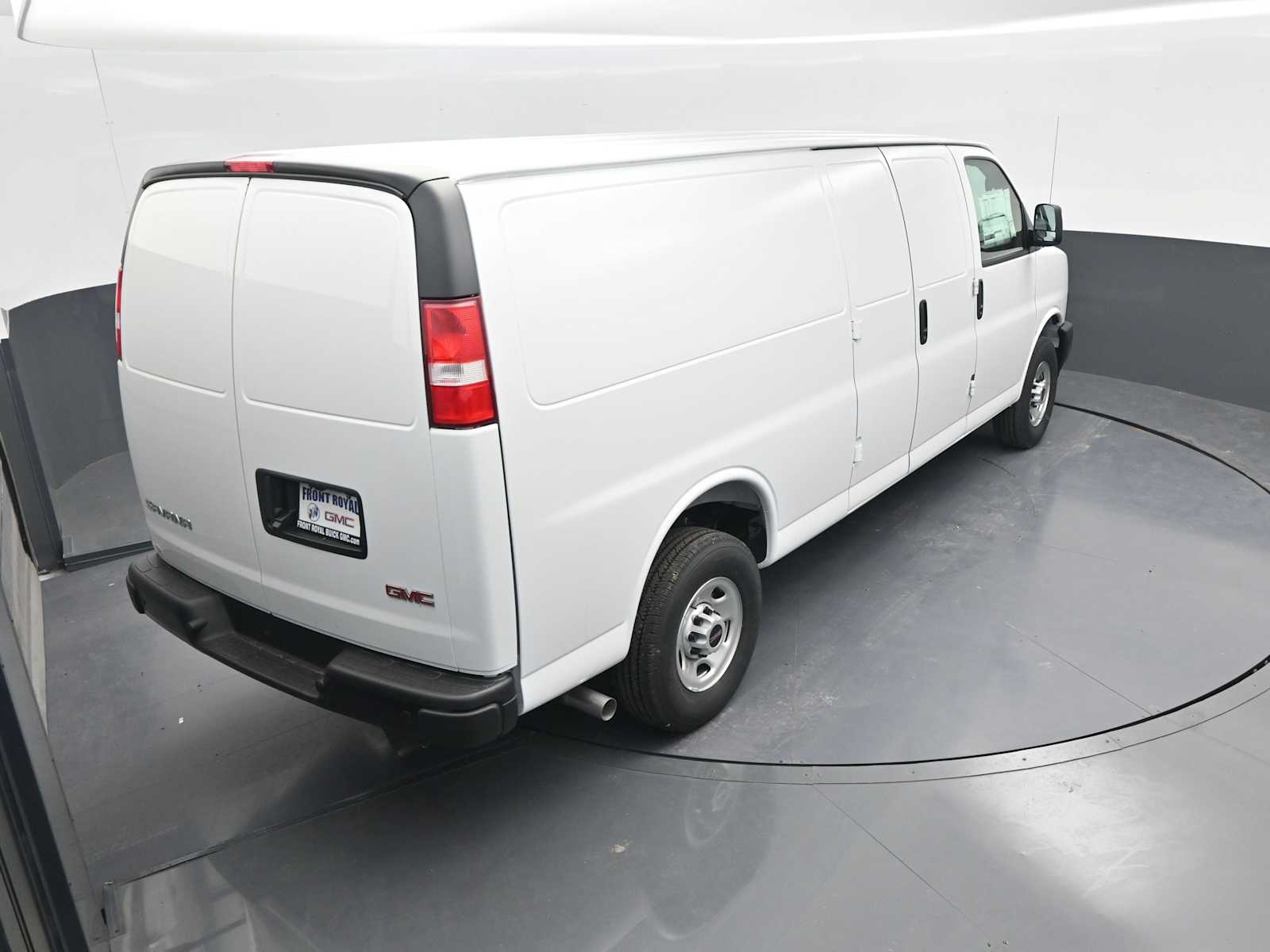 2026 GMC Savana Cargo 3500