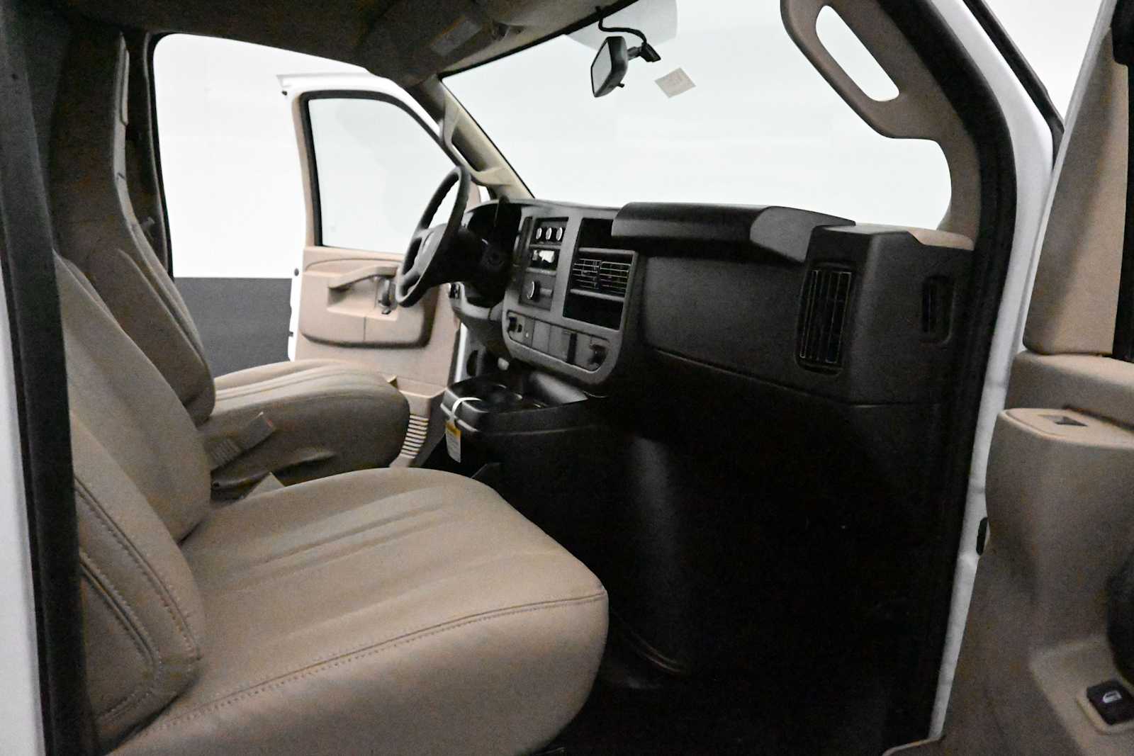 2026 GMC Savana Cargo 3500