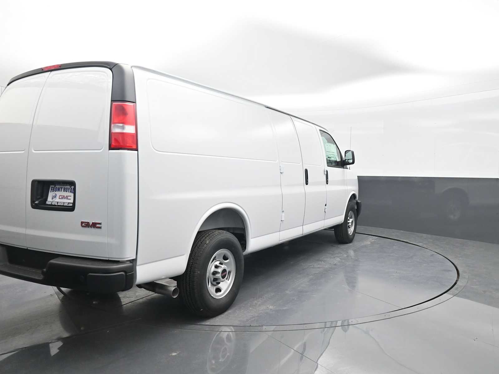 2026 GMC Savana Cargo 3500
