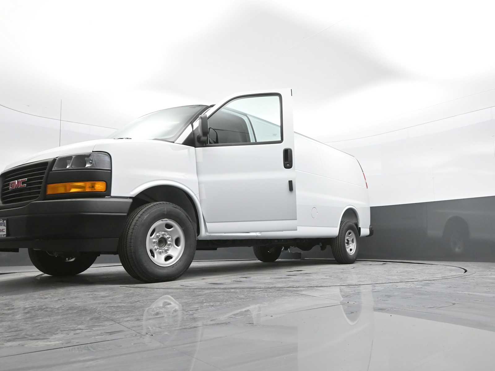 2026 GMC Savana Cargo 3500